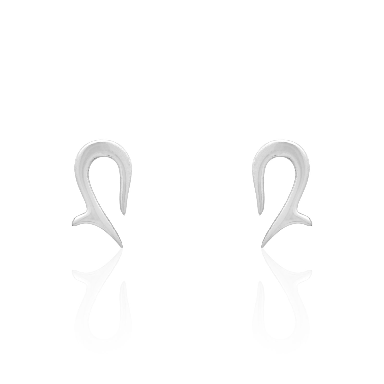 Natural Minimalist Form Heart Shape Silver Earrings (large)